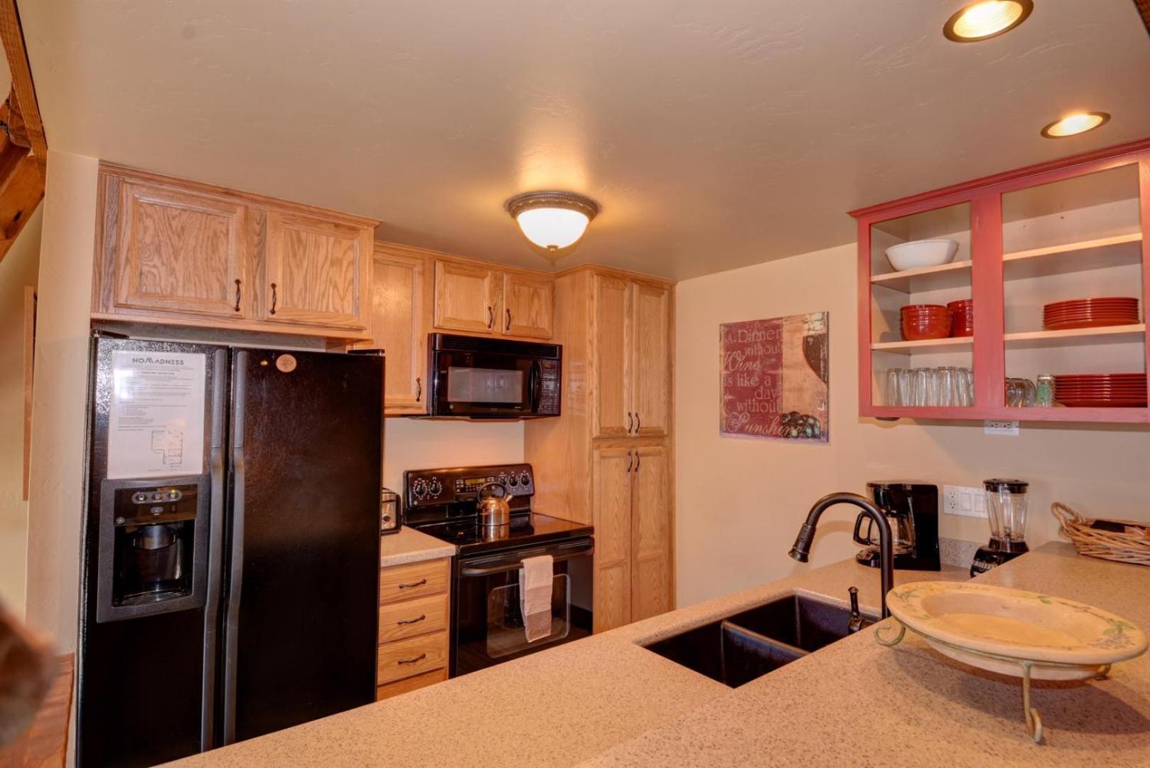 389 - Romantic Snowcreek Retreat Near Creek Apartment